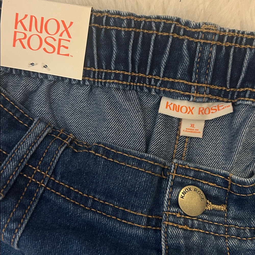 NWT Knox Rose Dark Indigo Straight Leg stretchy Jeans - Picture 5 of 7